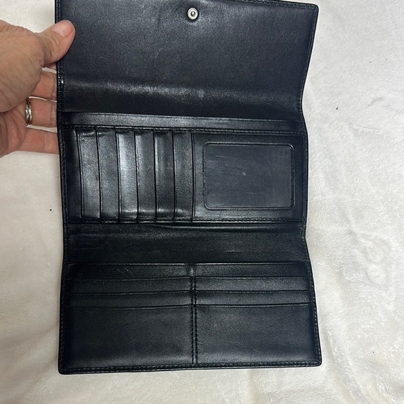 Coach Black and Cream Trifold Signature Wallet - Picture 5 of 11